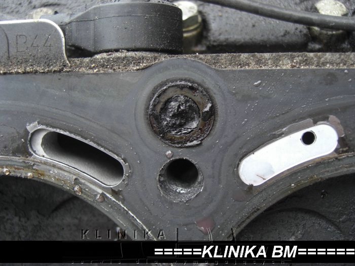 silnik M62 czyszczenie, dymi, stary olej