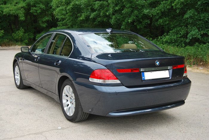 BMW e65